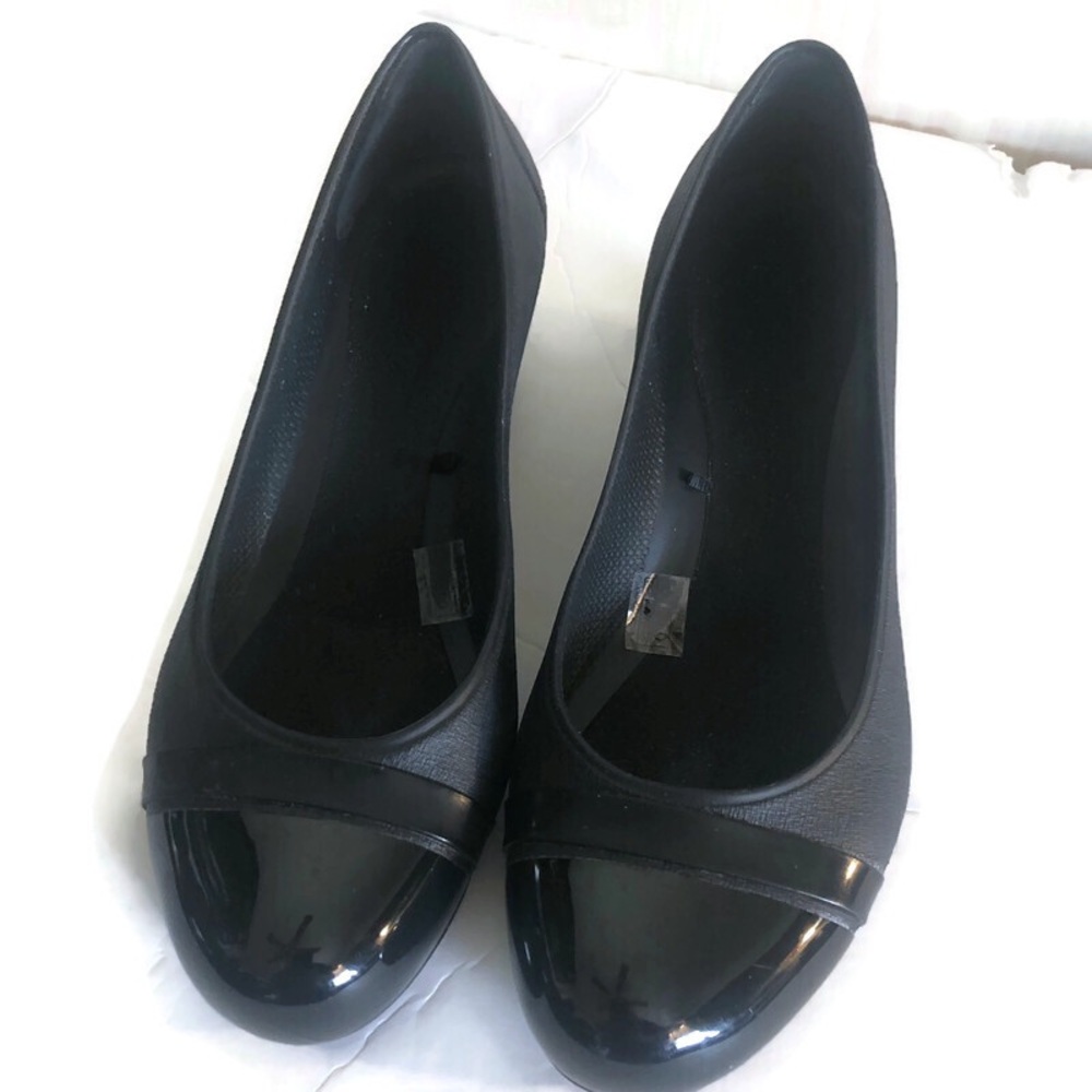 CROCS Black Patent Cap Toe Wedge Platforms High Heels Shoes Womens Sz 7